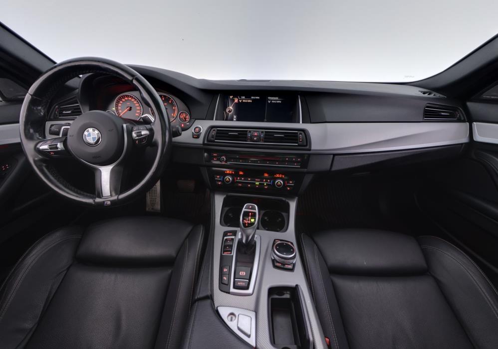 BMW 530 2015