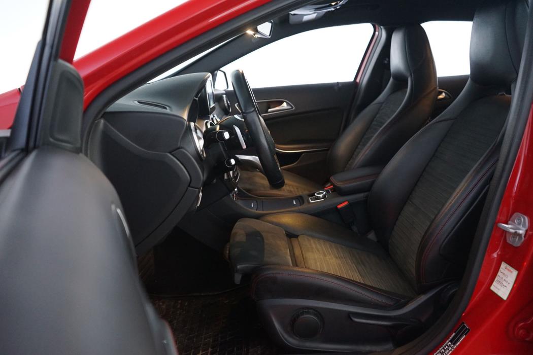 Mercedes-Benz GLA 2016