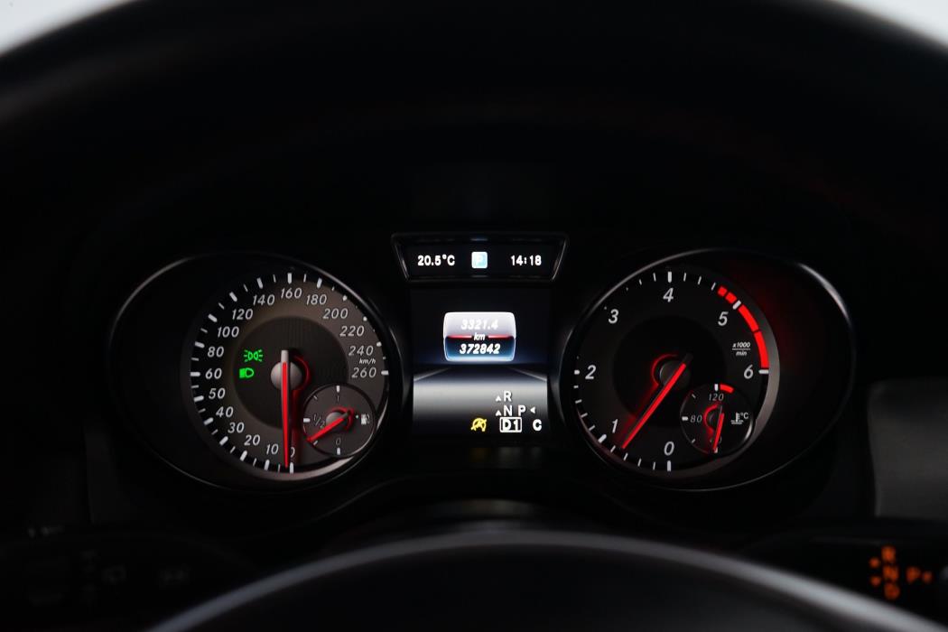 Mercedes-Benz GLA 2016