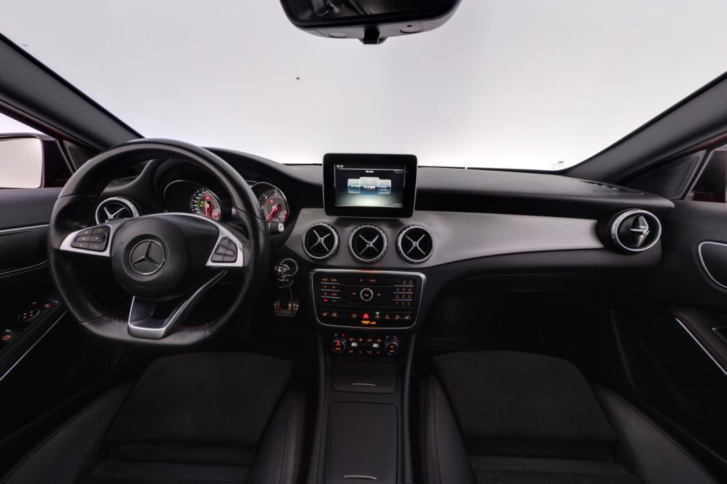 Mercedes-Benz GLA 2016