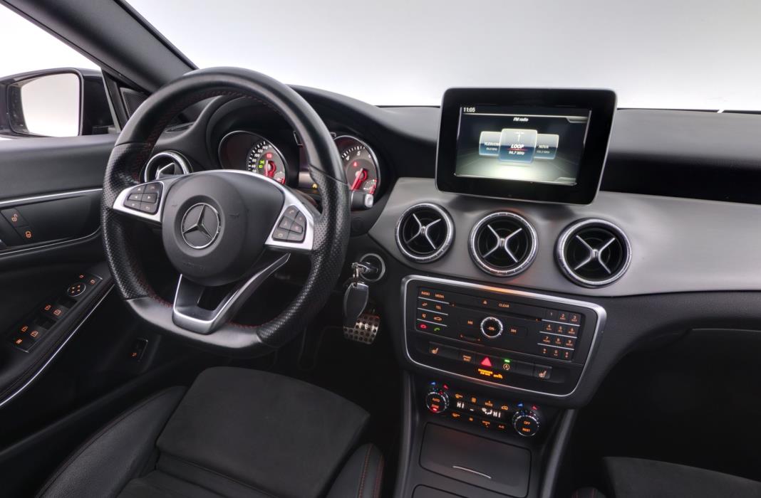 Mercedes-Benz CLA 2016