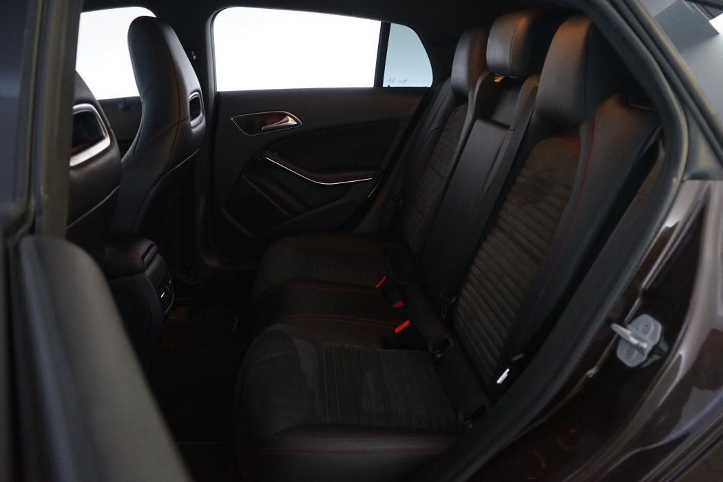 Mercedes-Benz CLA 2016