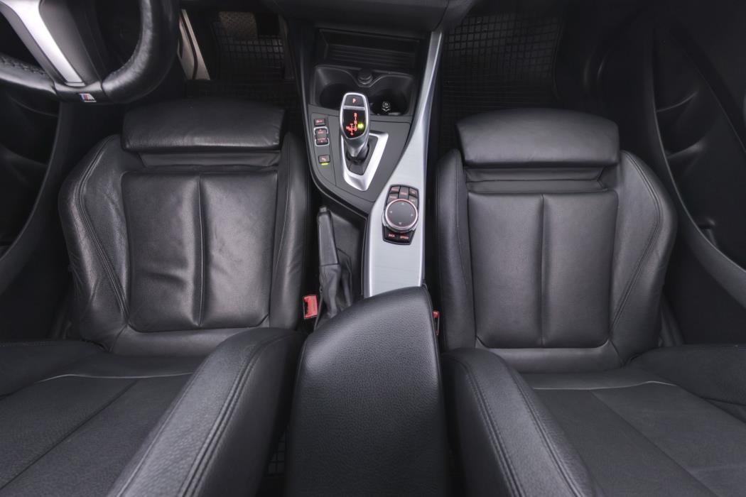 BMW 220 2016