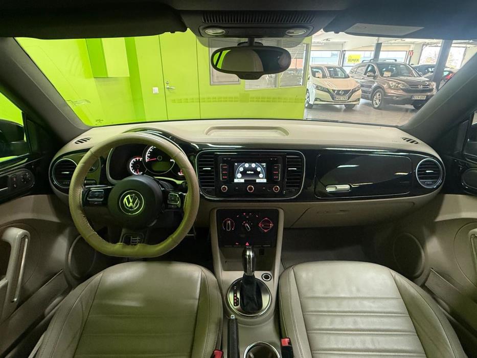 Volkswagen Beetle 2013