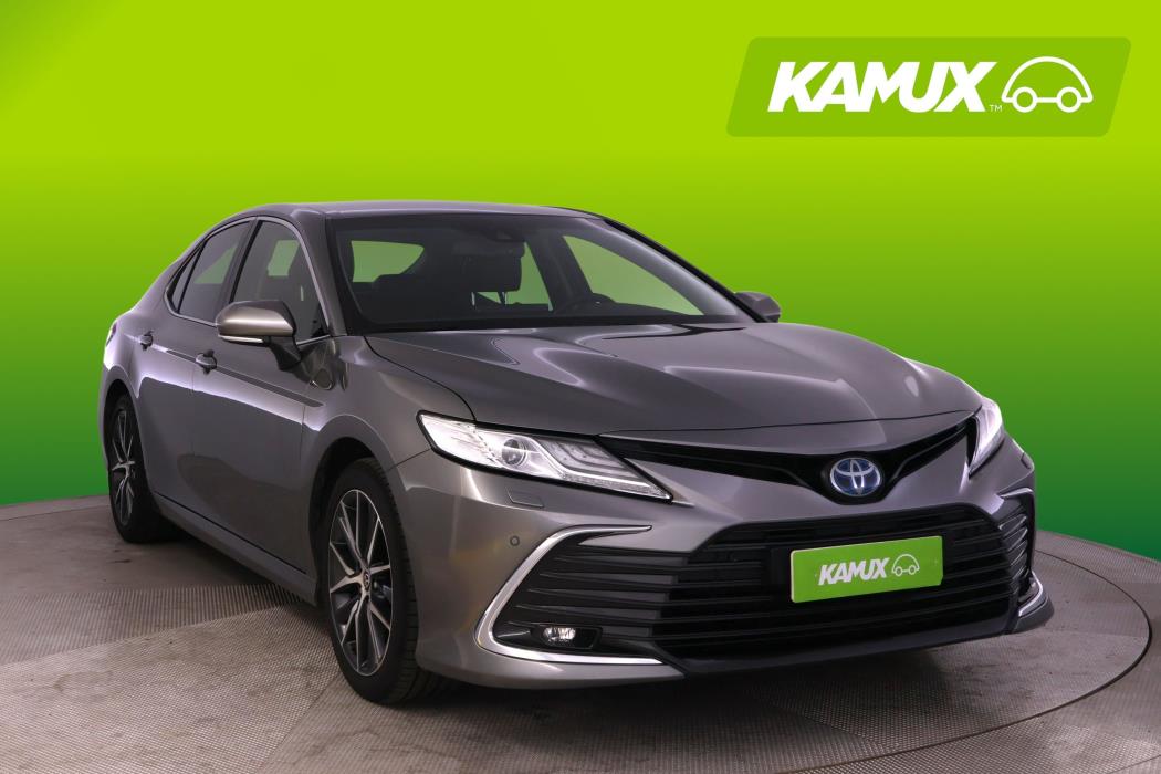 Toyota Camry 2021