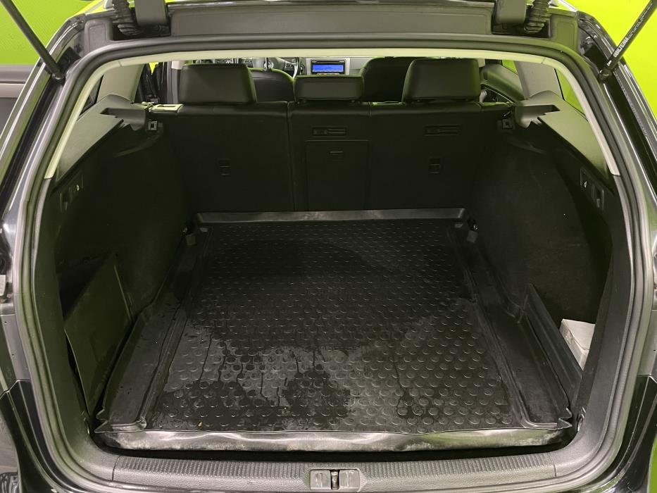 Volkswagen Passat 2011