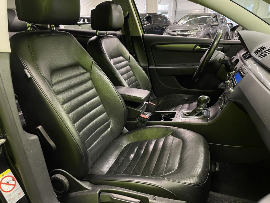 Volkswagen Passat 2011