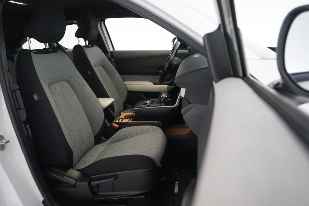 Mazda MX-30 2023