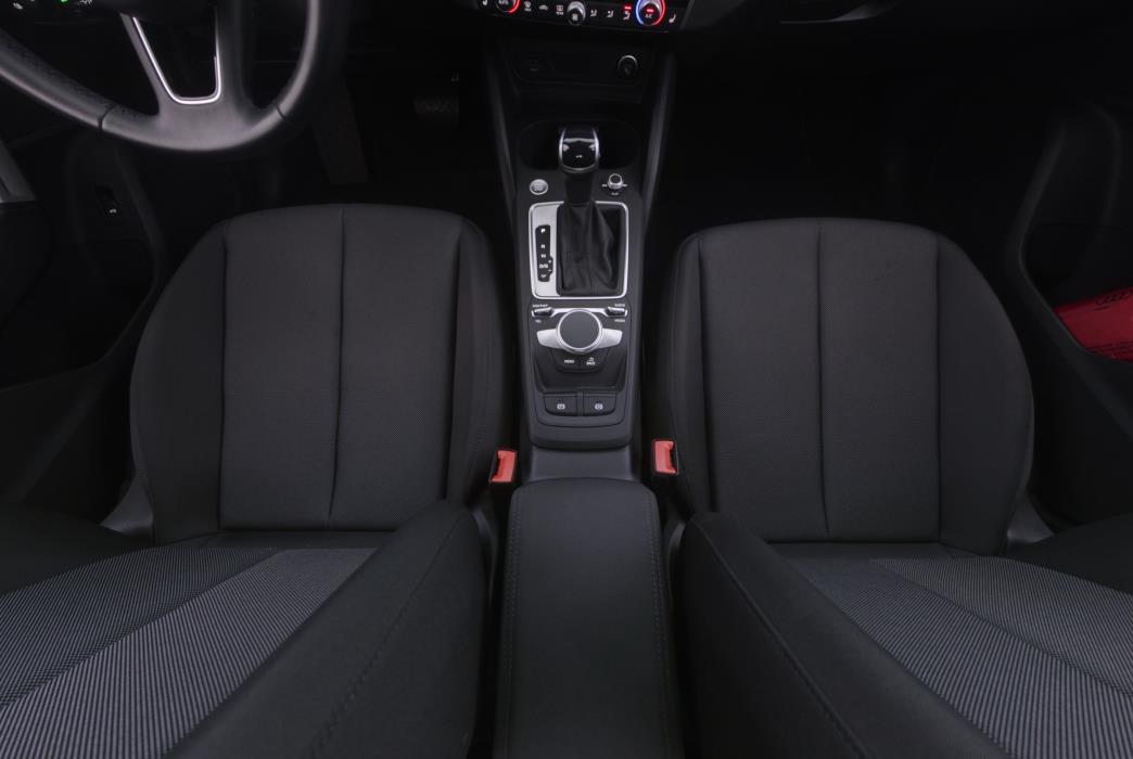 Audi Q2 2023