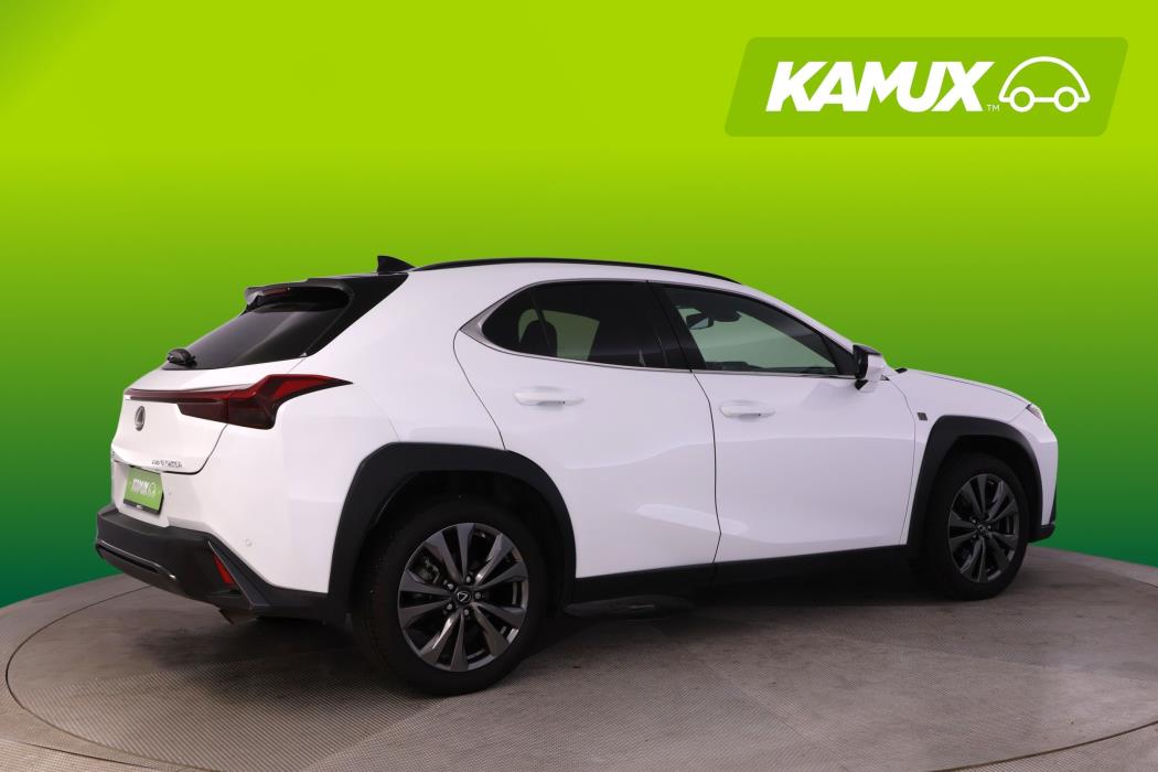 Lexus UX 2023