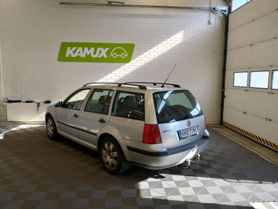 Volkswagen Golf 2004