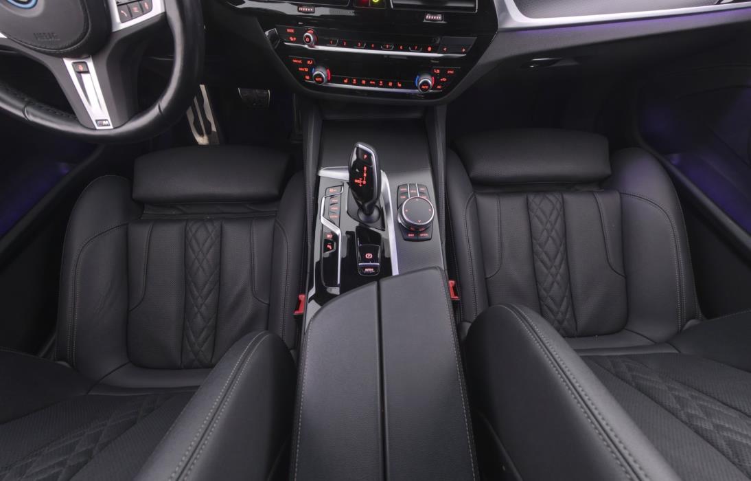 BMW 530 2023