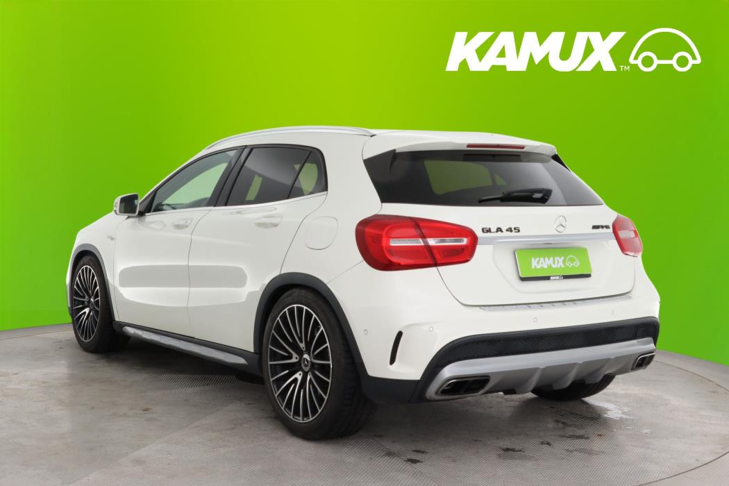 Mercedes-Benz GLA 45 AMG 2015