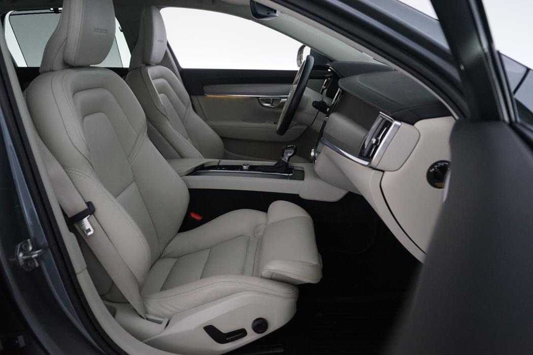 Volvo V90 2020