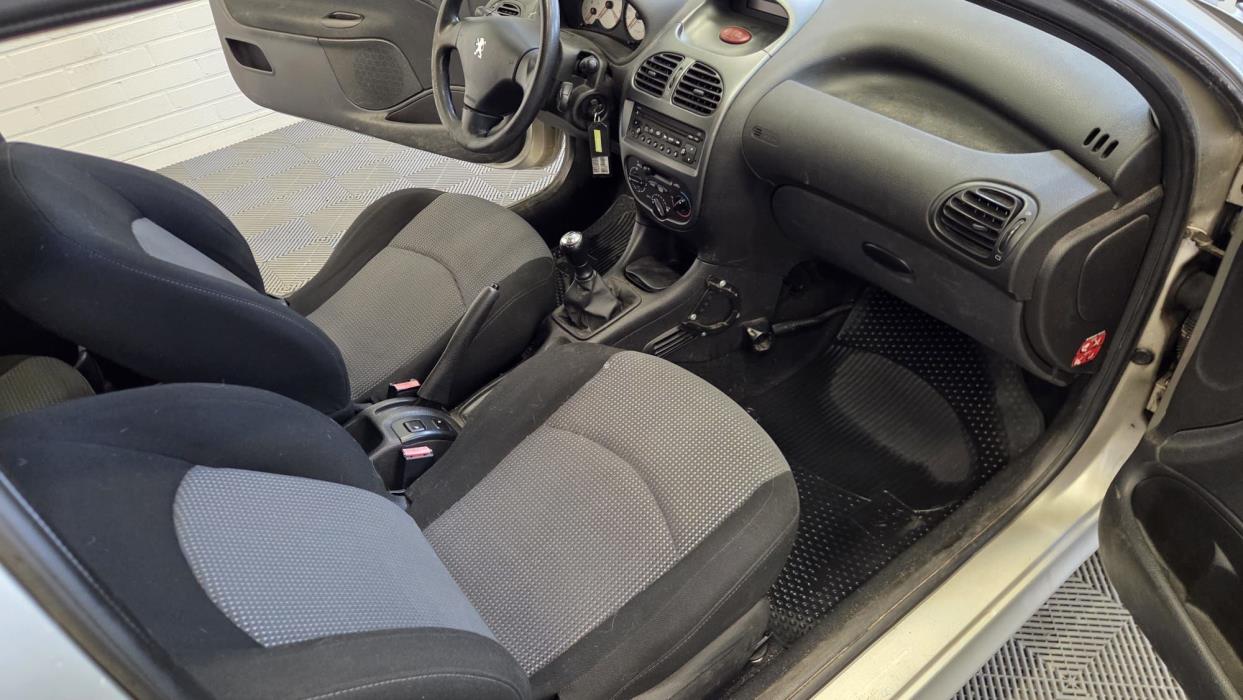 Peugeot 206 2006