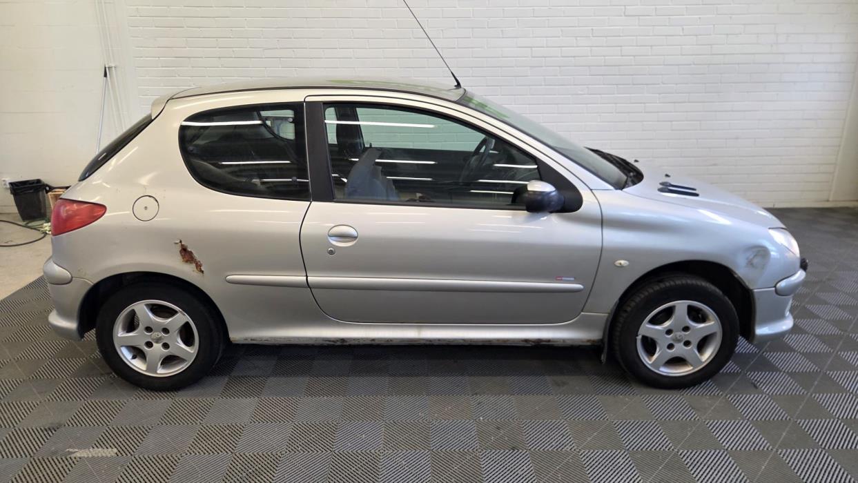 Peugeot 206 2006