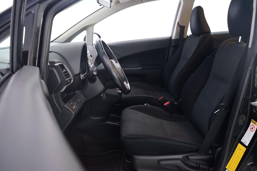 Toyota Verso-S 2012