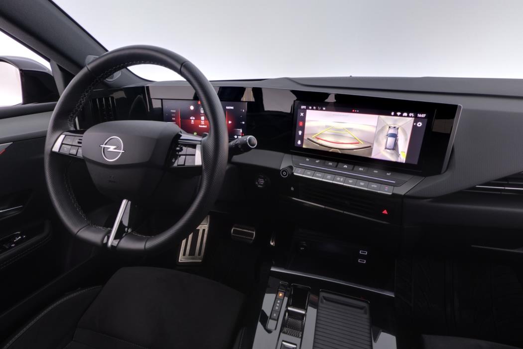Opel Astra 2022