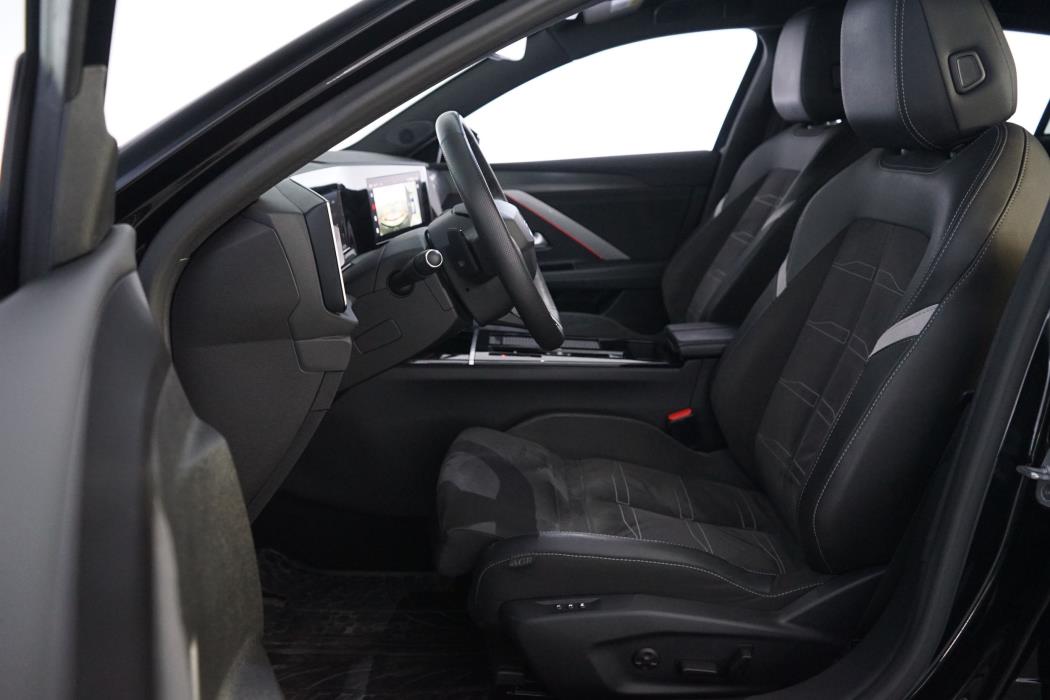 Opel Astra 2022