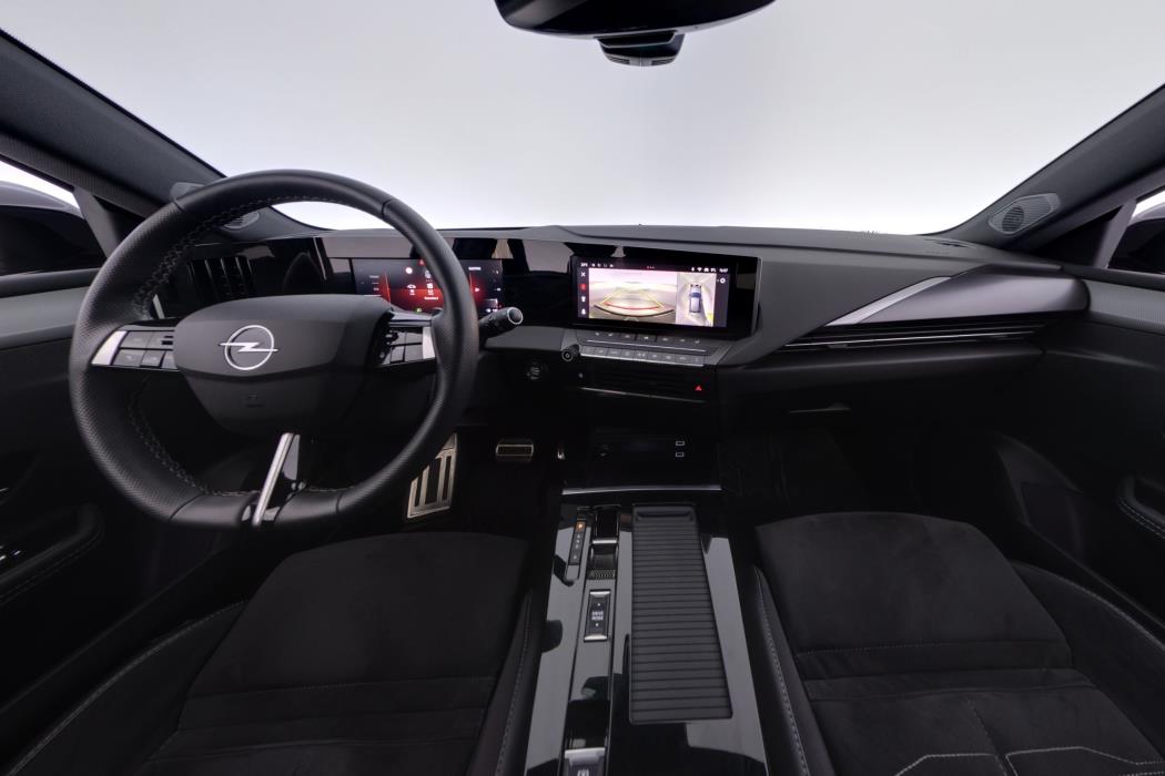 Opel Astra 2022
