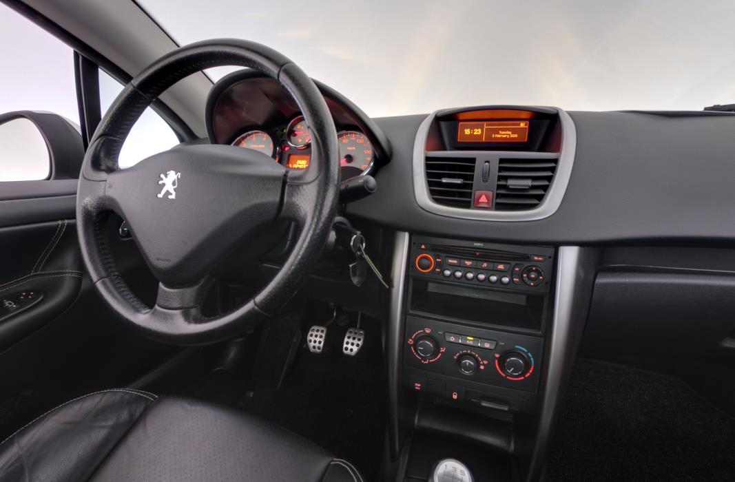 Peugeot 207 2010