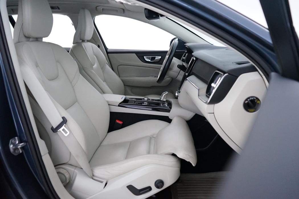 Volvo V60 2019