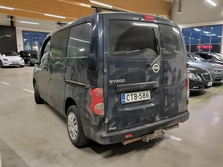 Nissan NV200 2015