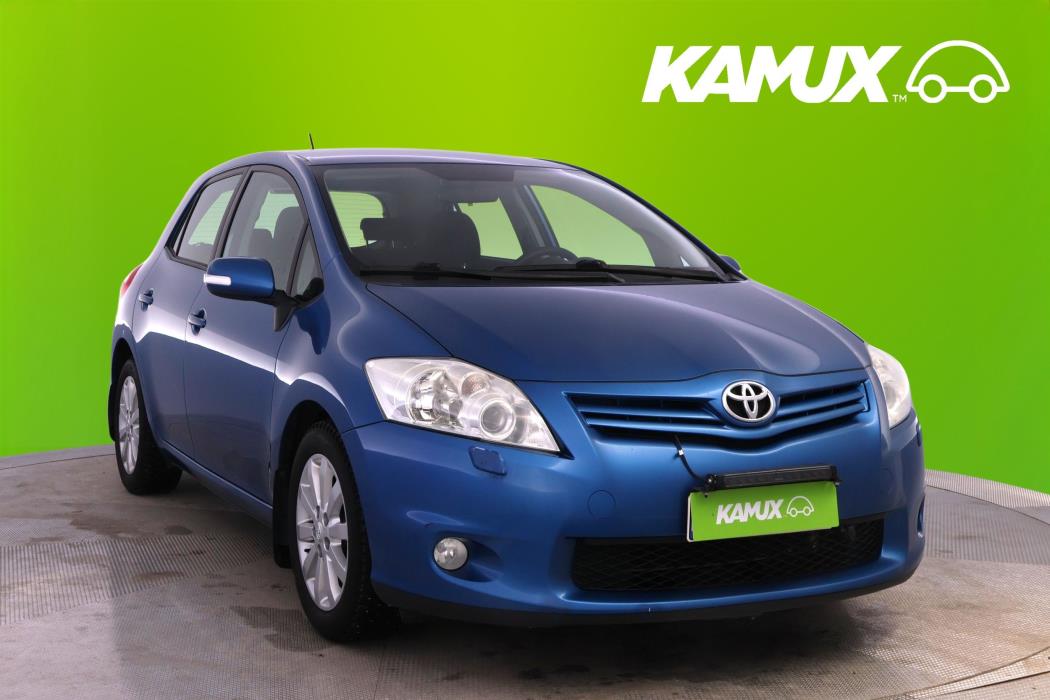 Toyota Auris 2012