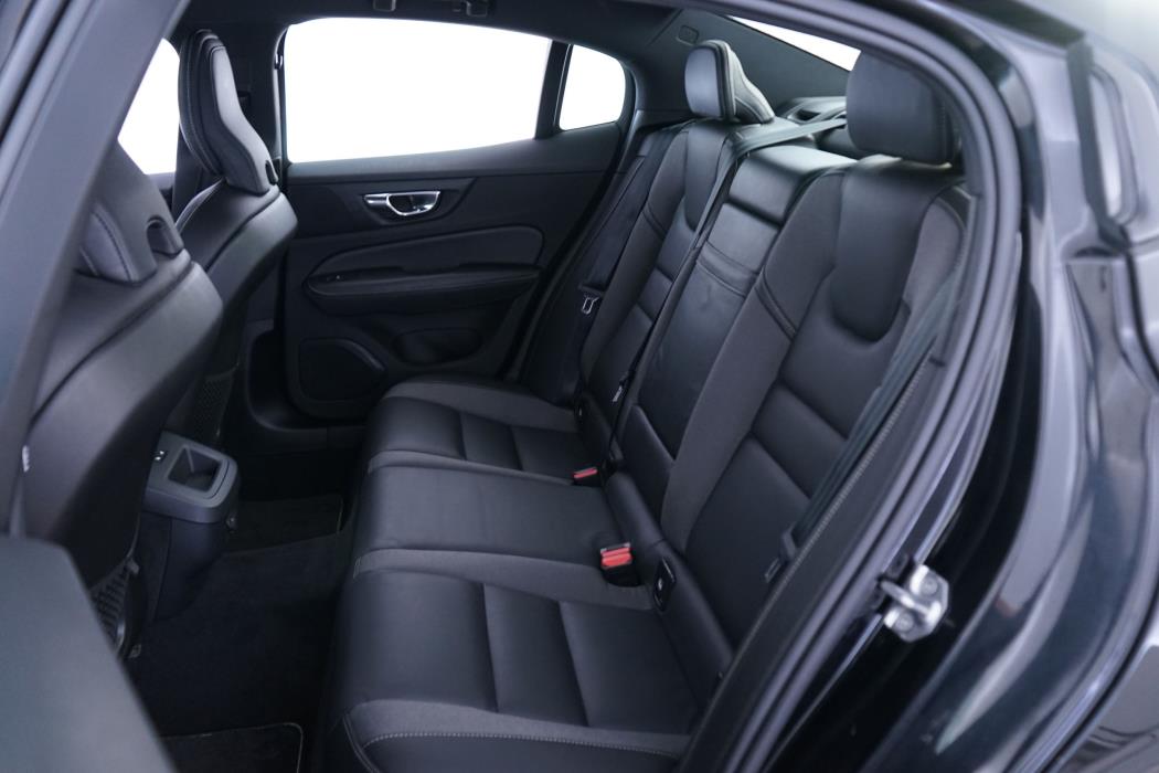 Volvo S60 2021