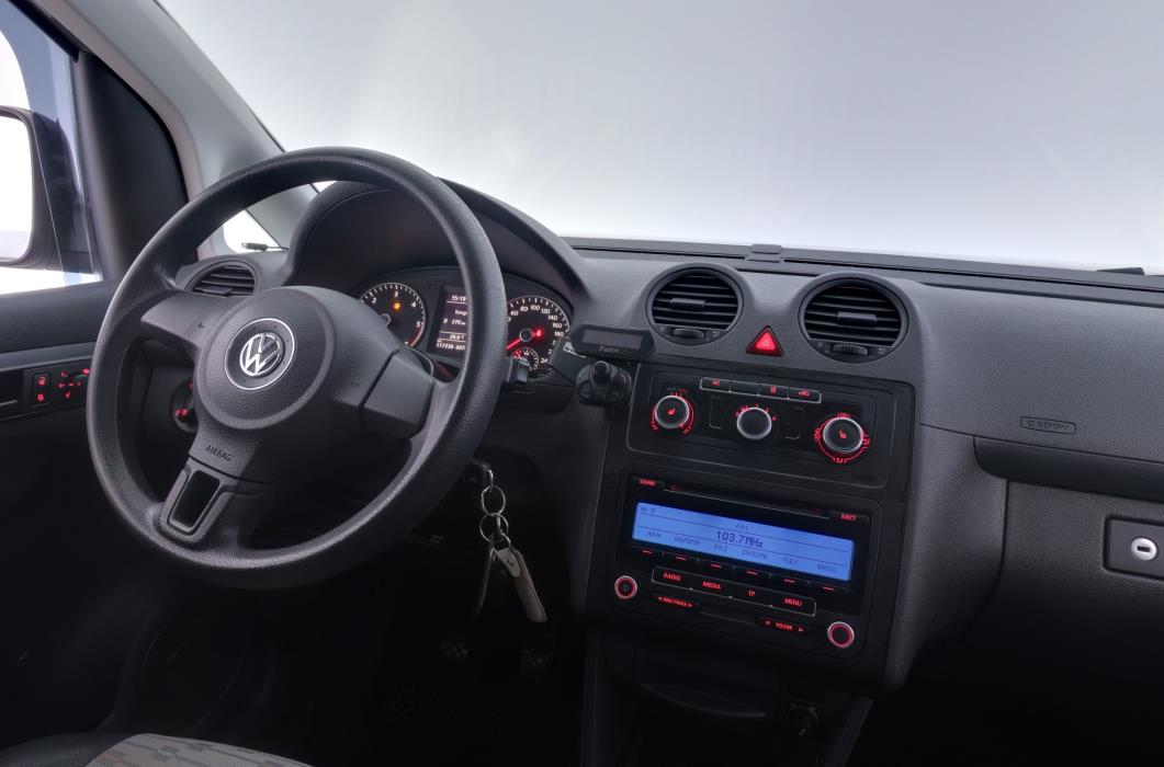 Volkswagen Caddy Maxi 2011