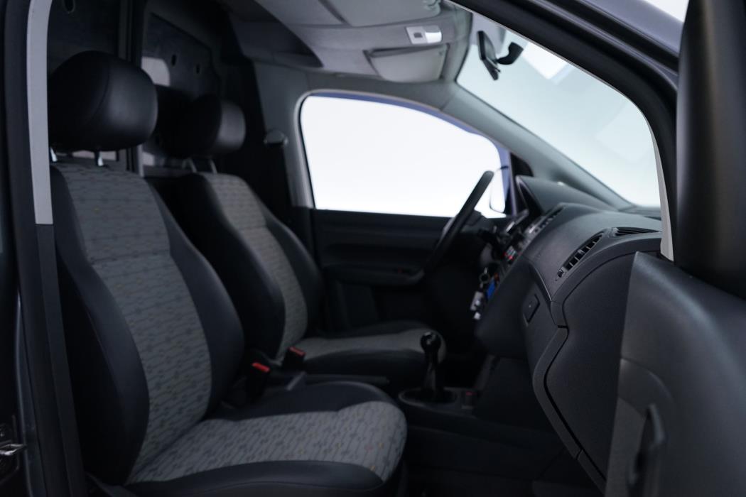 Volkswagen Caddy Maxi 2011