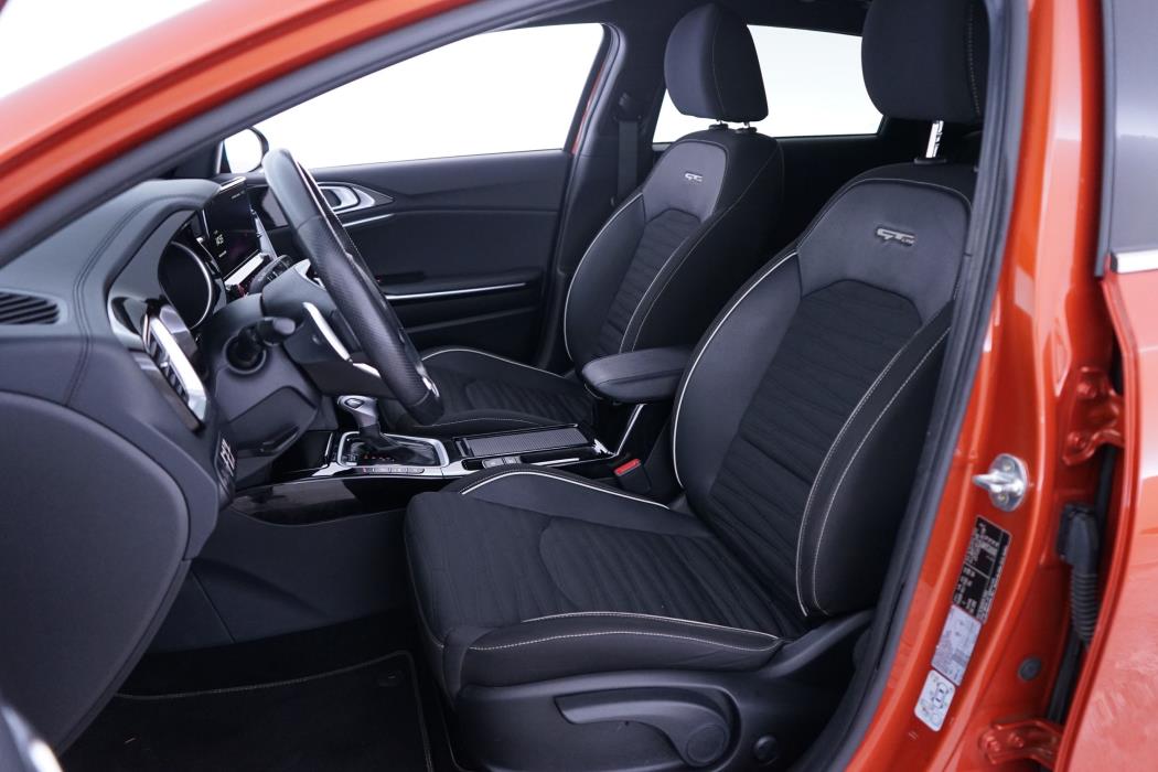 Kia ProCeed 2023