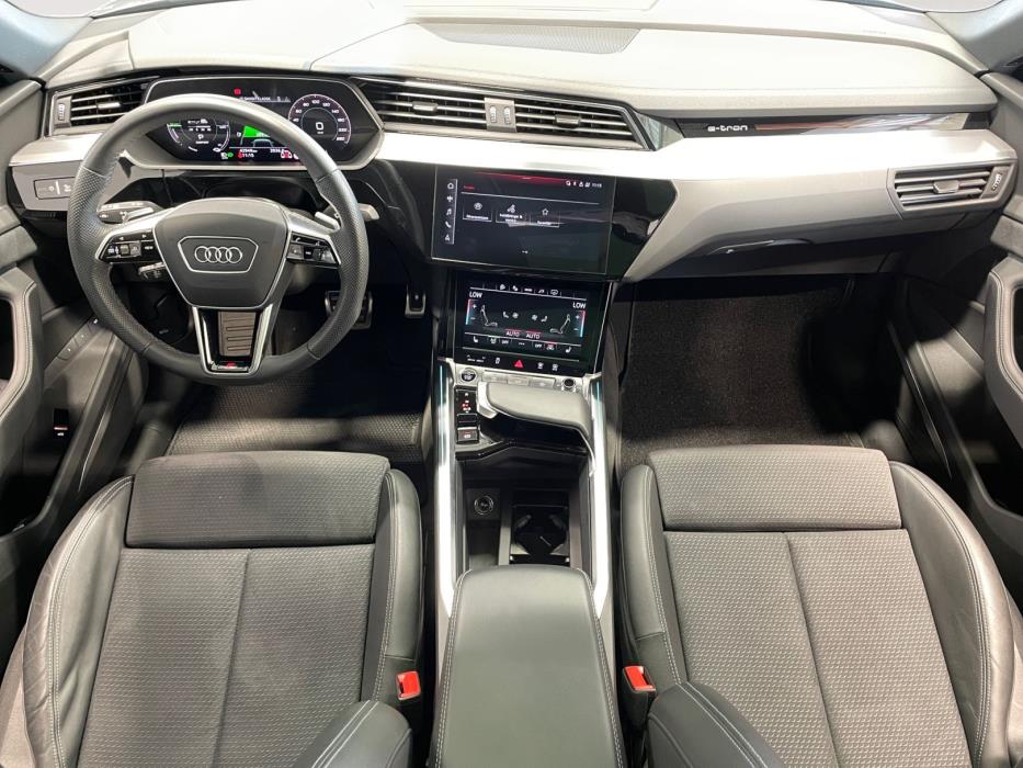 Audi Q8 2024