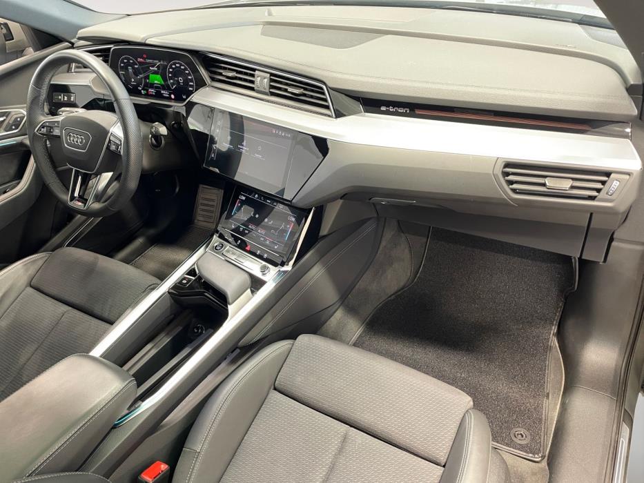 Audi Q8 2024