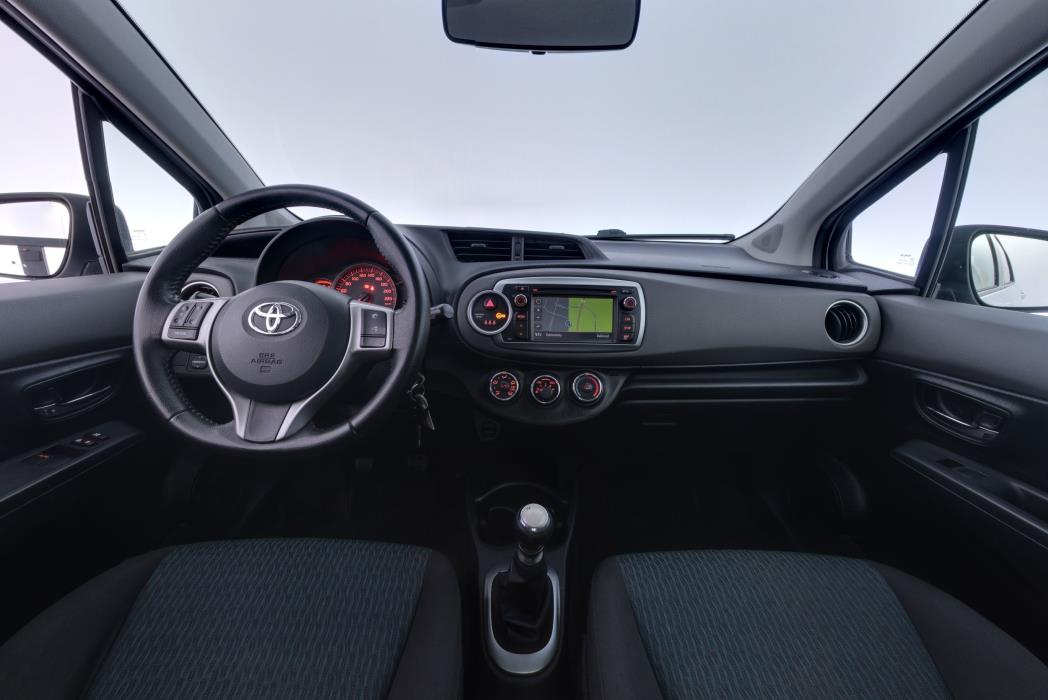 Toyota Yaris 2012