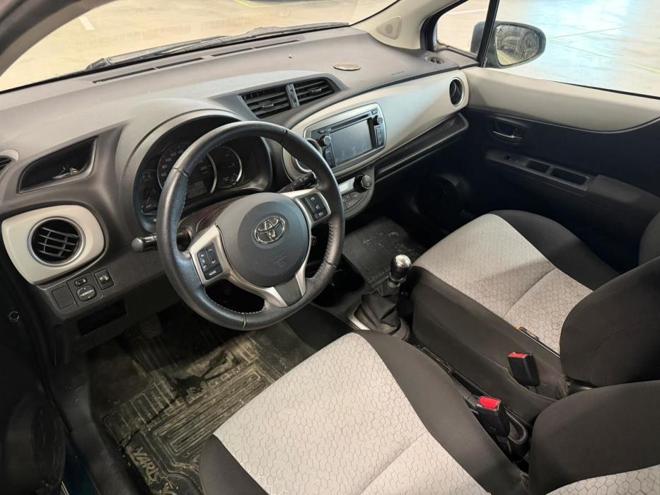 Toyota Yaris 2014