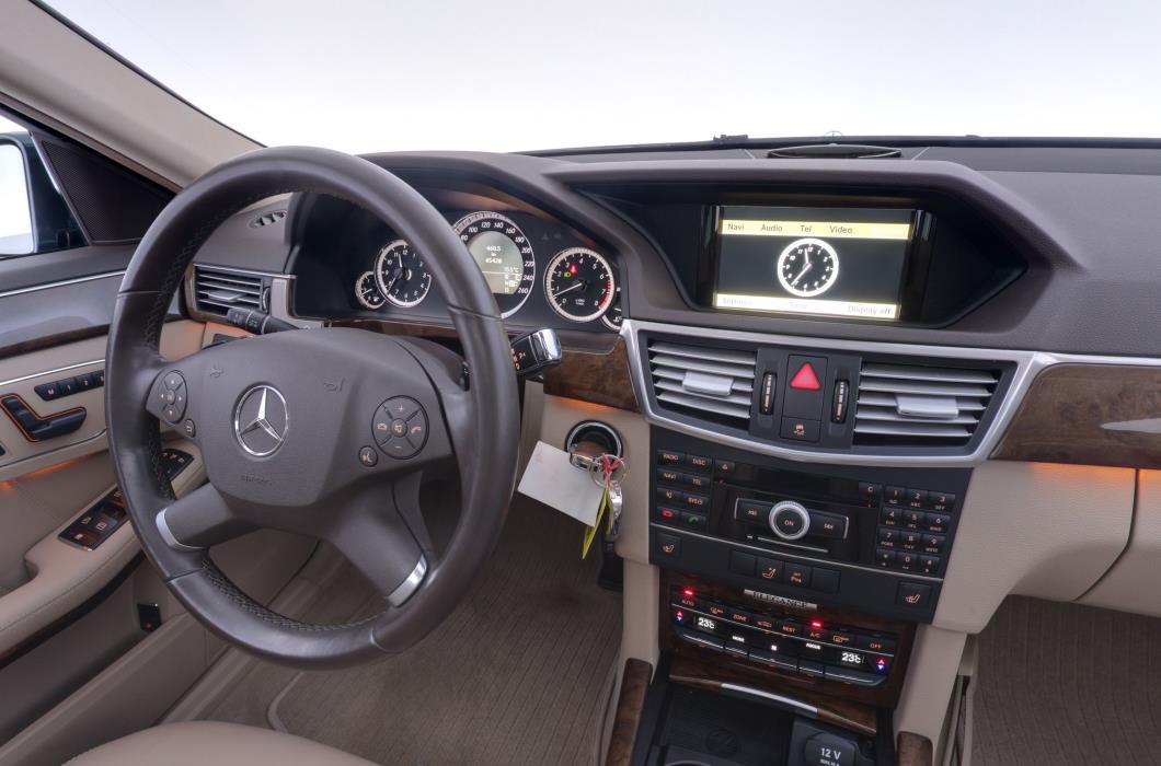 Mercedes-Benz E 2010