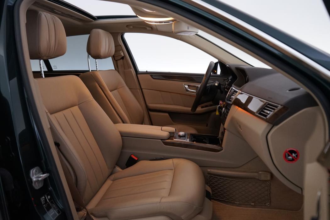 Mercedes-Benz E 2010