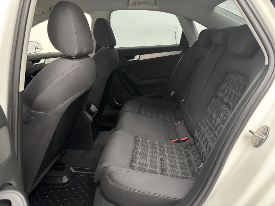 Audi A4 2011