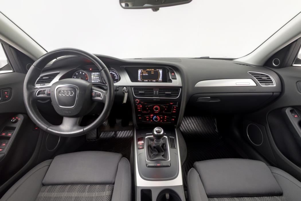 Audi A4 2011