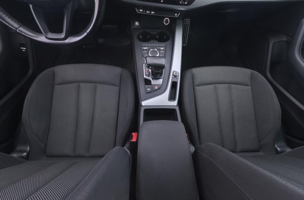 Audi A4 2017