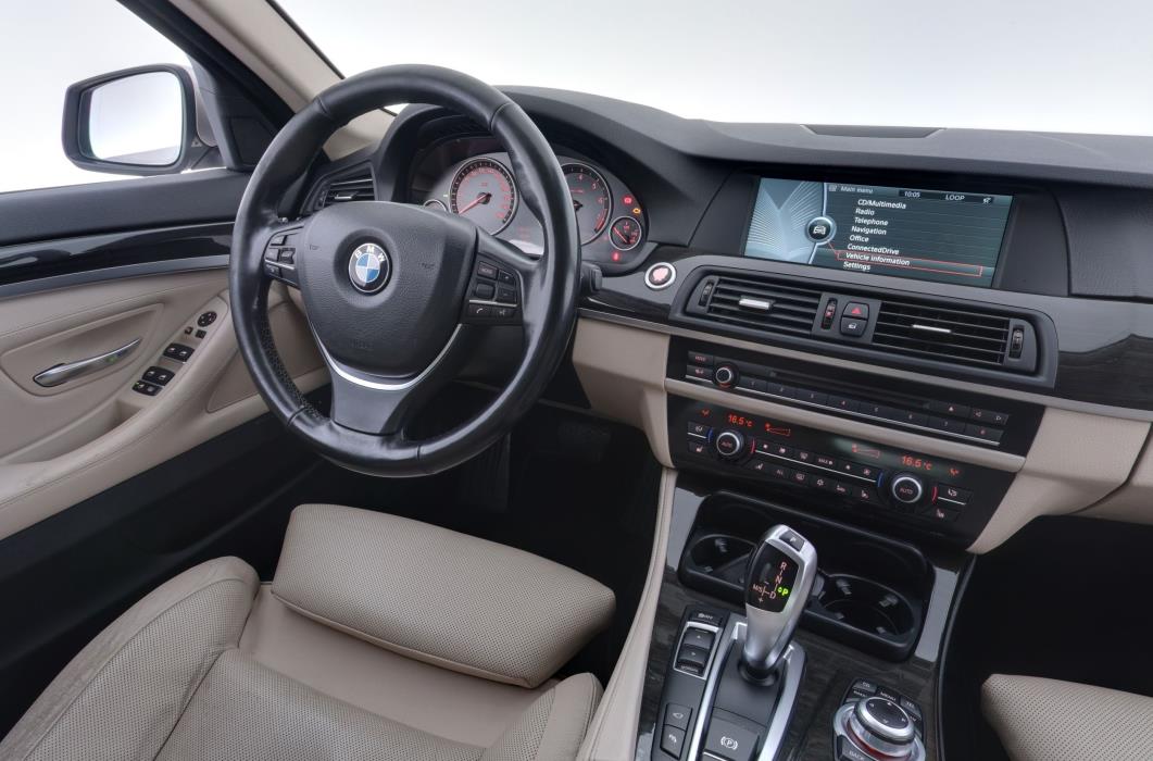 BMW 528 2010