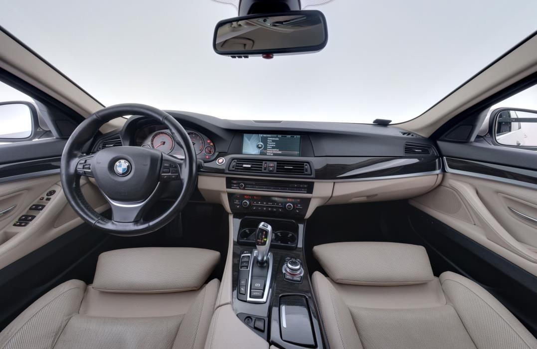 BMW 528 2010
