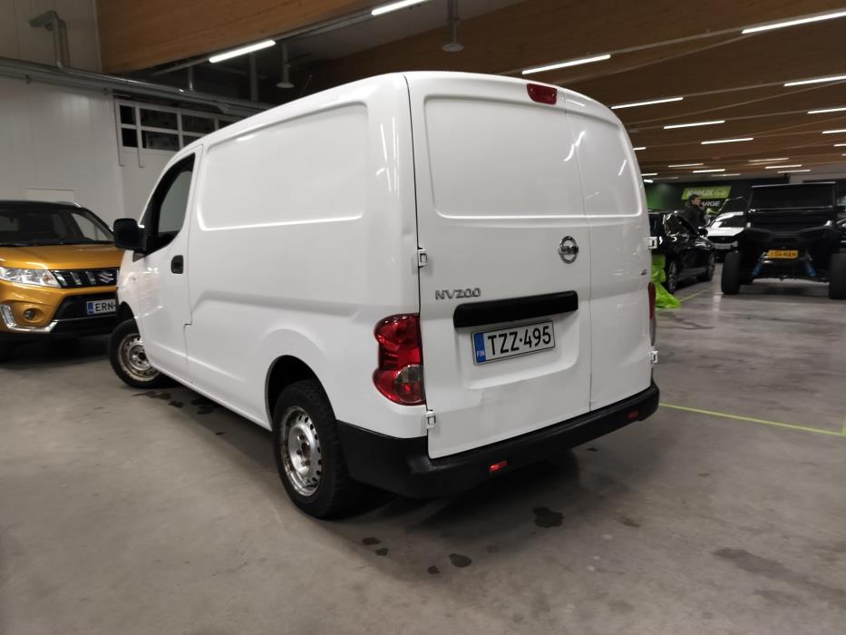 Nissan NV200 2015