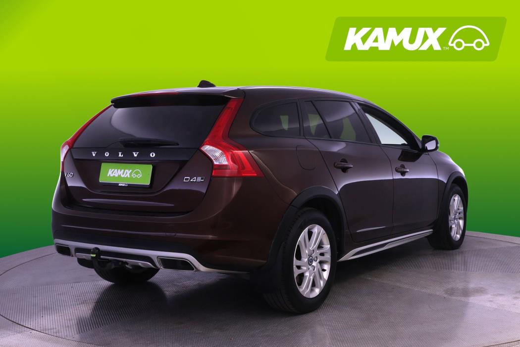 Volvo V60 Cross Country 2018