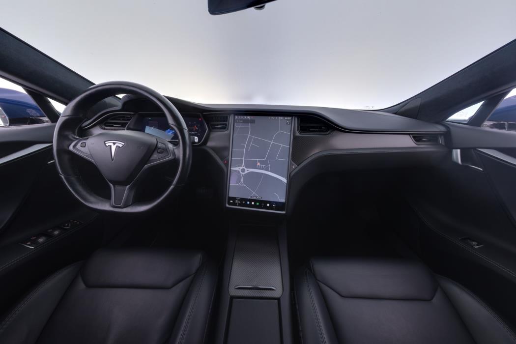 Tesla Model S 2018