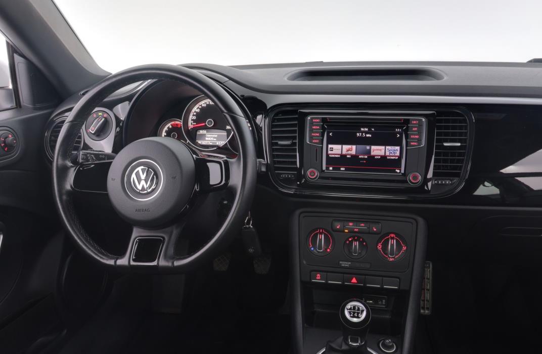 Volkswagen Beetle 2018