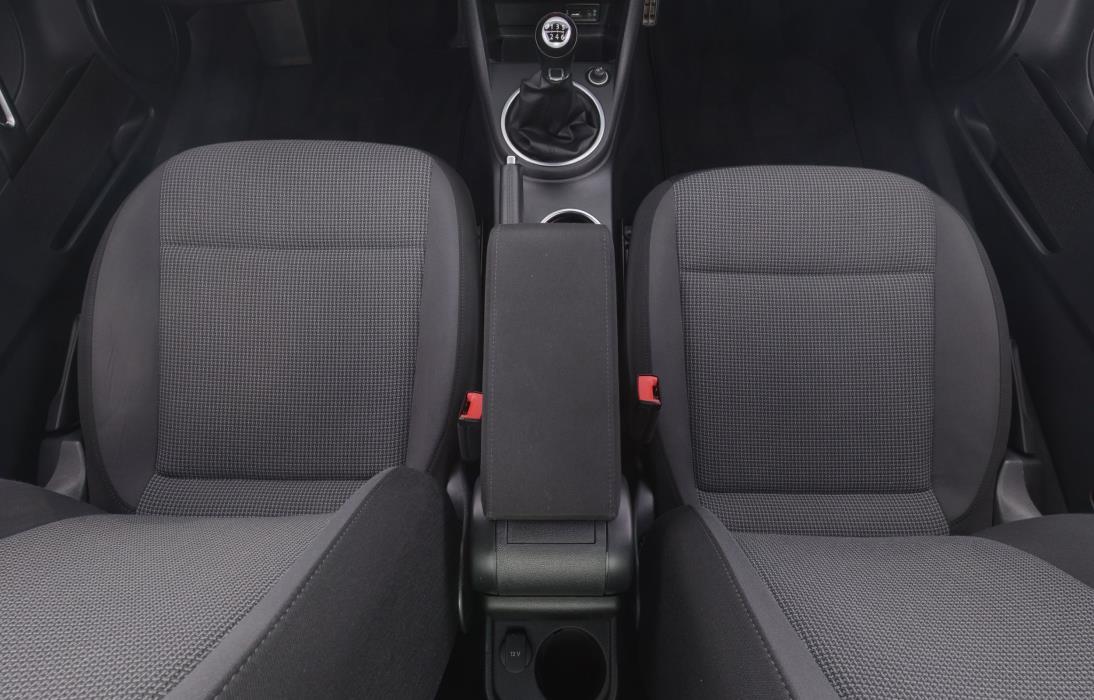 Volkswagen Beetle 2018