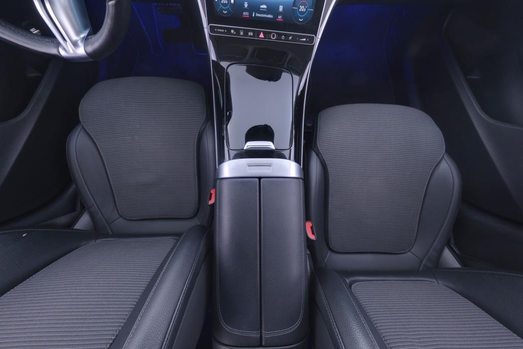 Mercedes-Benz C 2023