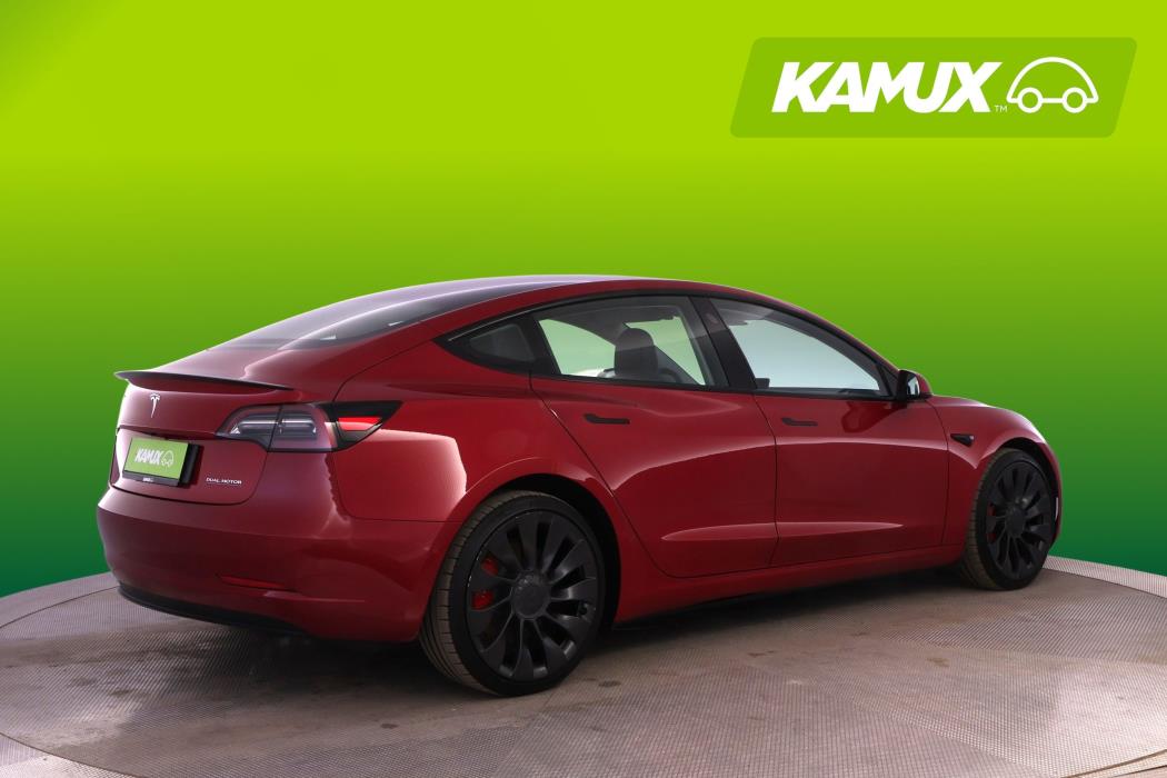 Tesla Model 3 2022